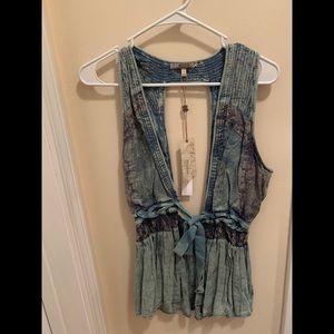 NWT Gimmicks Vest